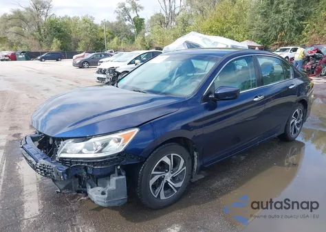 2017 Honda Accord Lx z USA, uszkodzony, nr VIN 1HGCR2F37HA181718